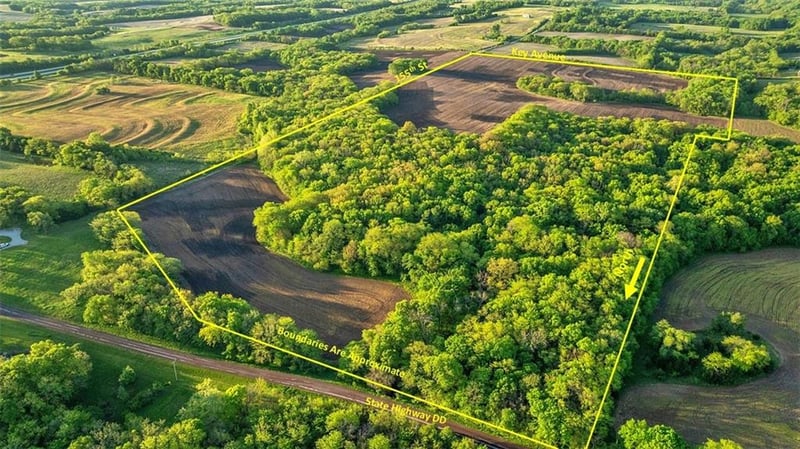 000 State Highway Dd Hw, Pattonsburg, MO 64670