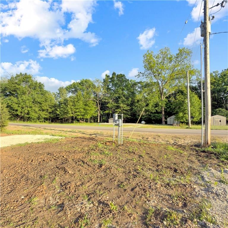 109 Holiday Dr, Linn Valley, KS 66040