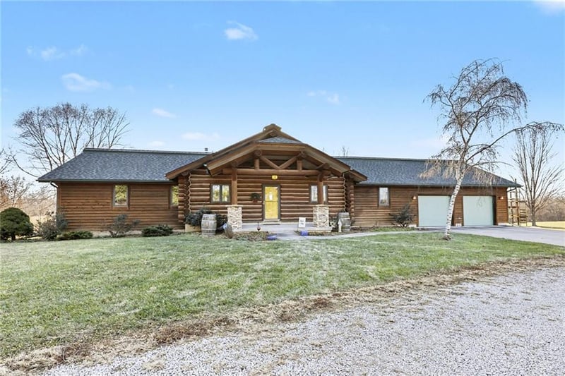 5050 SW O Hw, Trimble, MO 64492