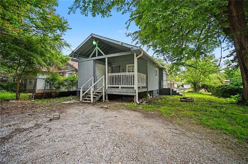 5942 Wabash Ave, Kansas City, MO 64130