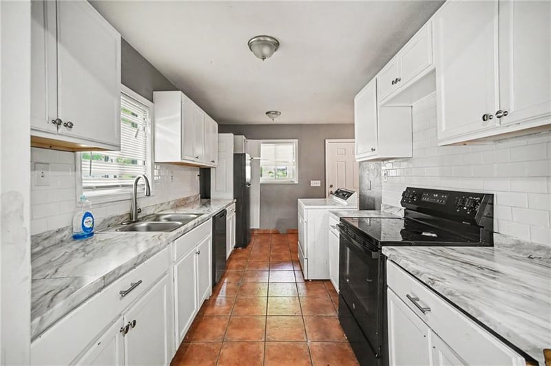 5942 Wabash Ave, Kansas City, MO 64130