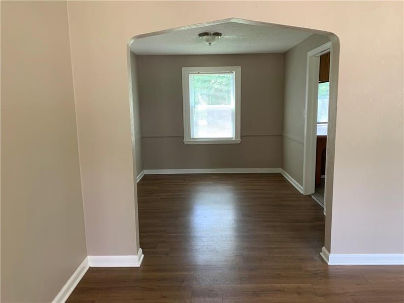 6638 Indiana Ave, Kansas City, MO 64132