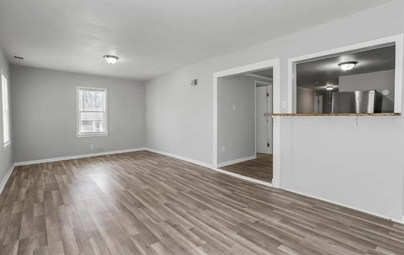 1831 81st St, Kansas City, MO 64132