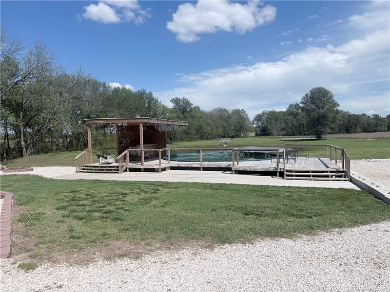 1763 Reno Rd, Neodesha, KS 66757