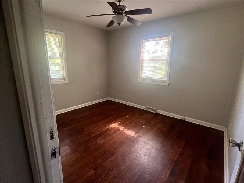 6010 149th St, Grandview, MO 64030