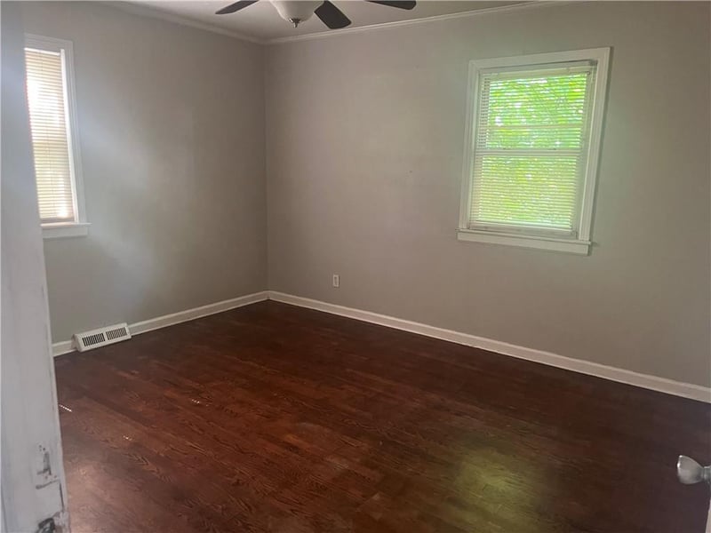 6010 149th St, Grandview, MO 64030