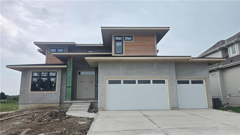 12501 184th St, Overland Park, KS 66013
