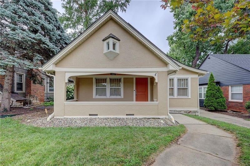 421 69th Ter, Kansas City, MO 64131