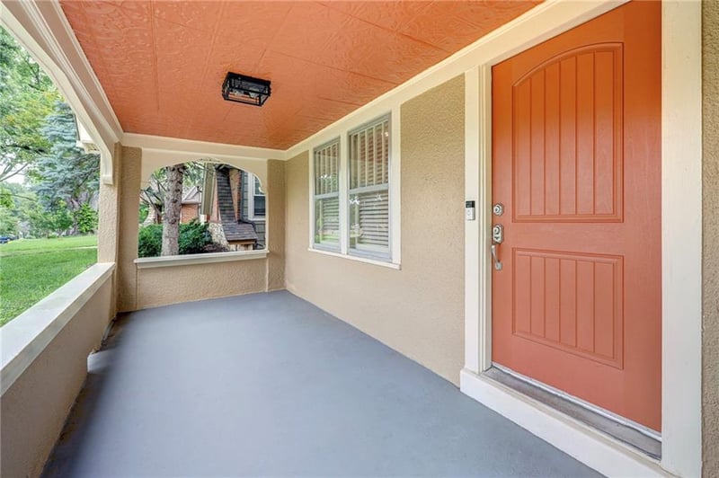 421 69th Ter, Kansas City, MO 64131