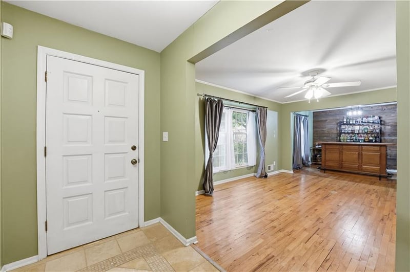 9947 Ballentine St, Overland Park, KS 66214