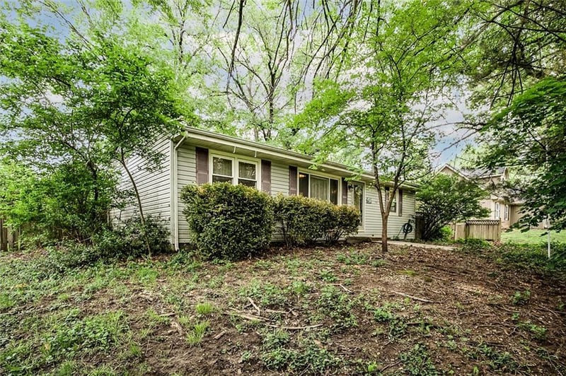 1203 Western St, Leavenworth, KS 66048
