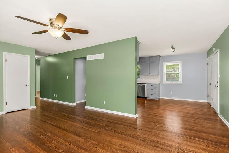 6930 Benson St, Merriam, KS 66204