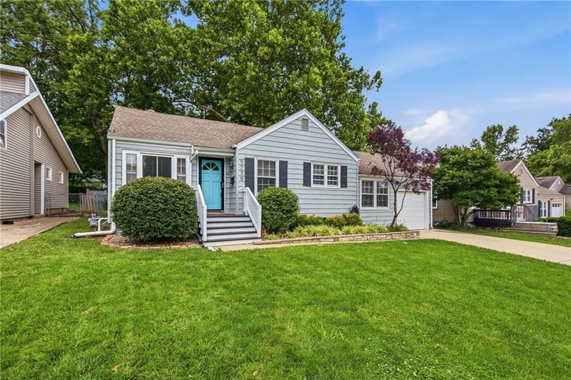 5239 Outlook St, Mission, KS 66202