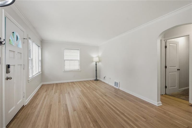 5239 Outlook St, Mission, KS 66202