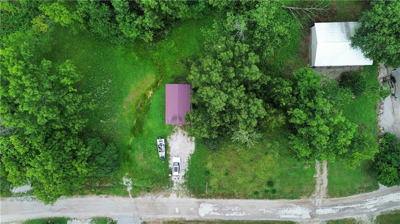 262 Sugar Lake Dr, Mound City, KS 66056