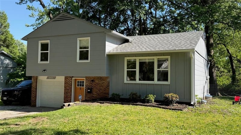 8403 110th St, Kansas City, MO 64134