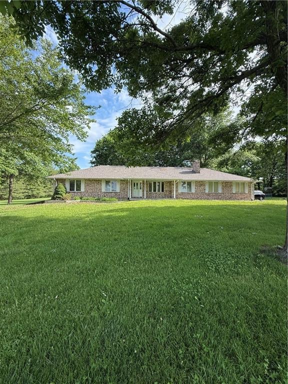 34007 E Ryan Rd, Oak Grove, MO 64075