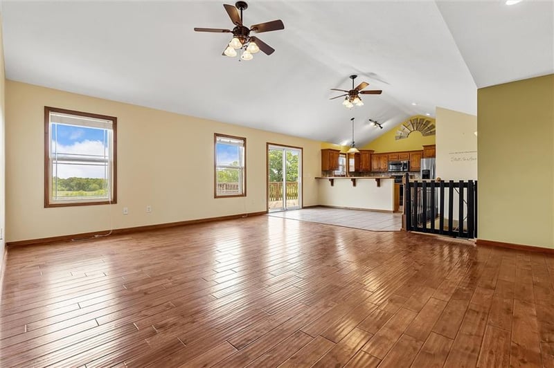13451 Garner Rd, Richmond, MO 64085