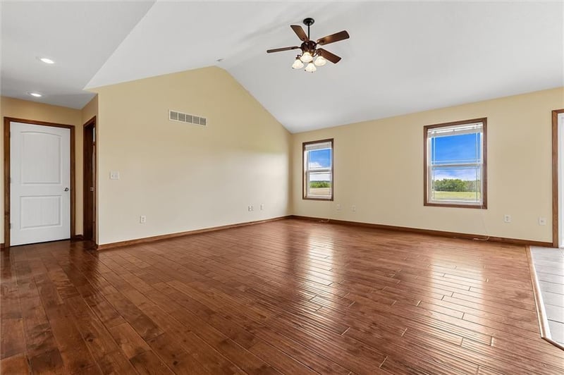 13451 Garner Rd, Richmond, MO 64085