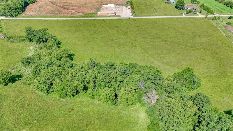 Tract 2 Tbd Sw State Hwy T Hw, Holden, MO 64040