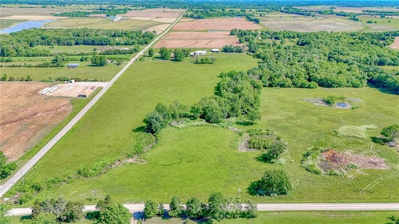 Tract 2 Tbd Sw State Hwy T Hw, Holden, MO 64040