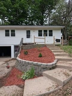 3603 Karnes Rd, St Joseph, MO 64506