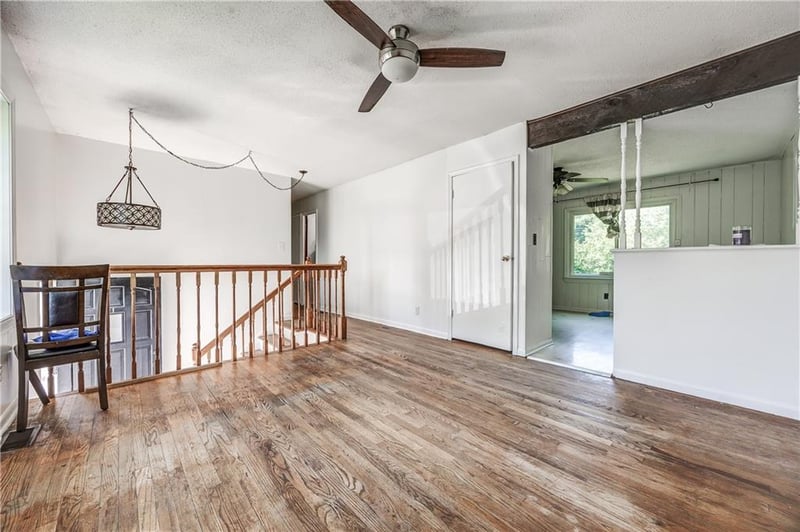 8266 Tauromee Ave, Kansas City, KS 66112