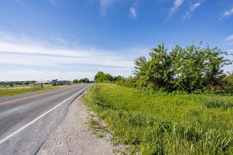 617 U S 160 Hw, Golden City, MO 64748