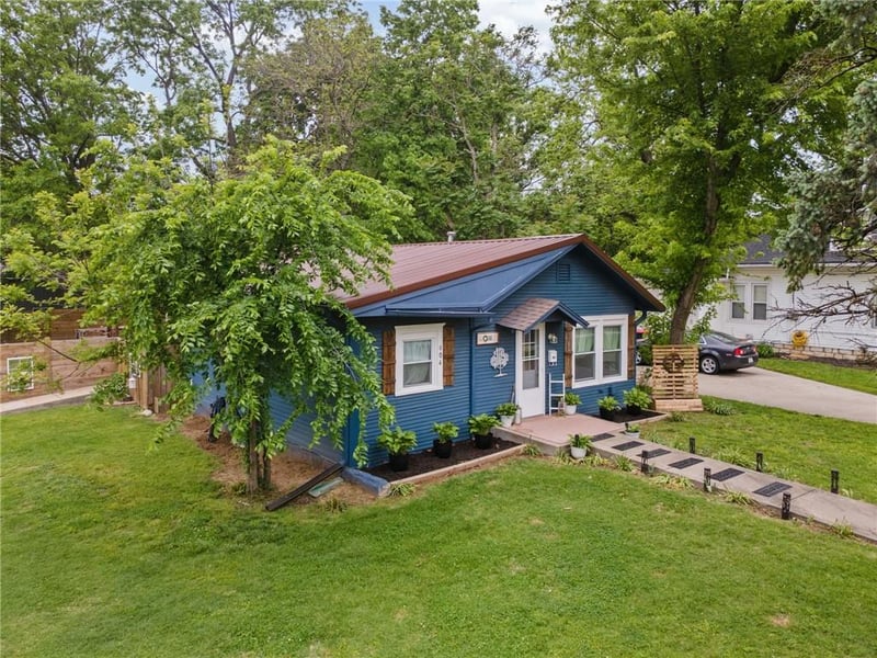 904 St Louis Ave, Excelsior Springs, MO 64024