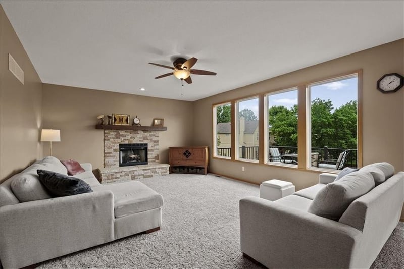 4811 Mund Rd, Shawnee, KS 66218