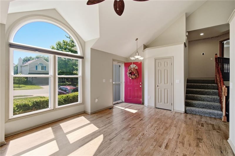 7324 N Richmond Ave, Kansas City, MO 64158