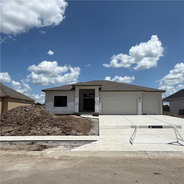 2343 Foxtail Dr, Kearney, MO 64060