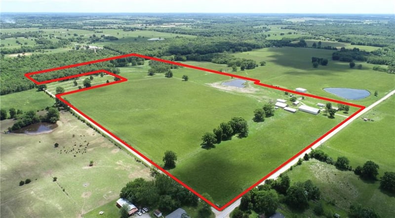 15703 b 2850 Rd, El Dorado Springs, MO 64744