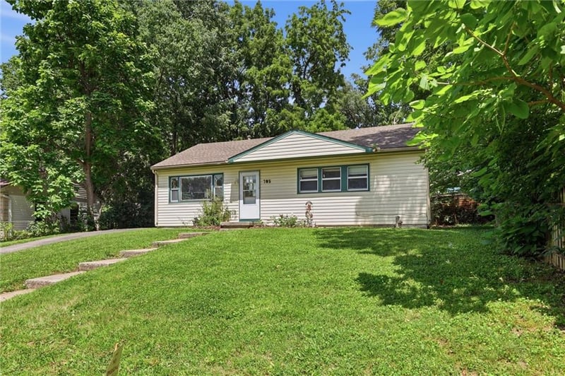 705 N 81st Ter, Kansas City, KS 66112