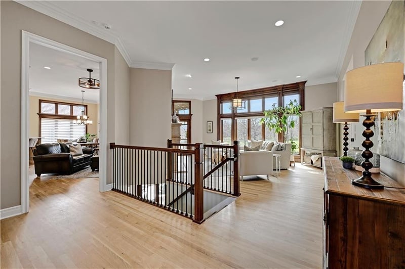 15212 Linden St, Leawood, KS 66224