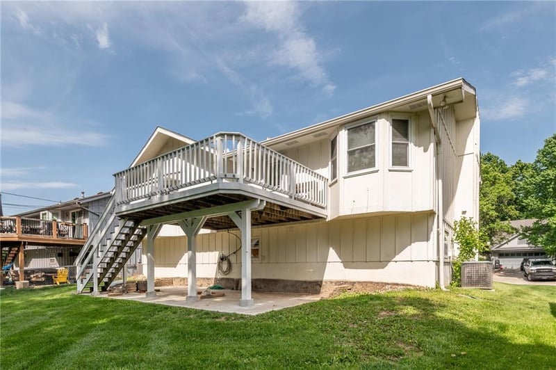6814 Liberty St, Kansas City, MO 64118