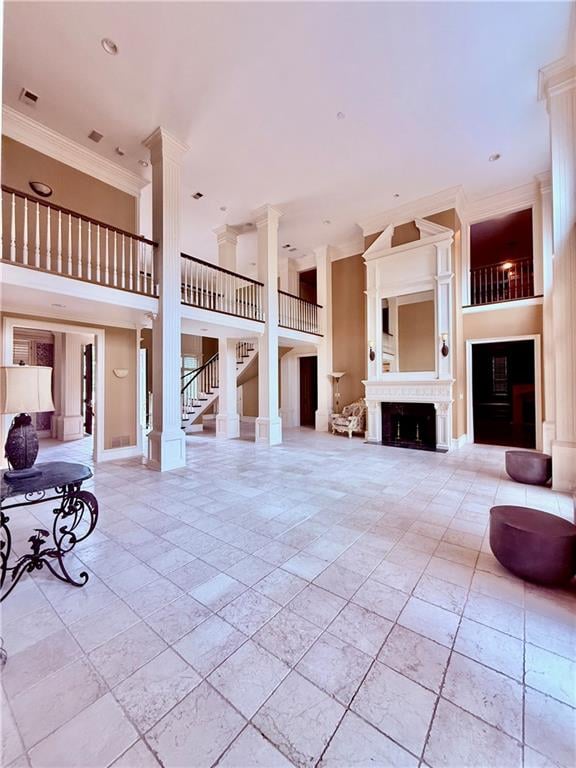 11724 Canterbury St, Leawood, KS 66211