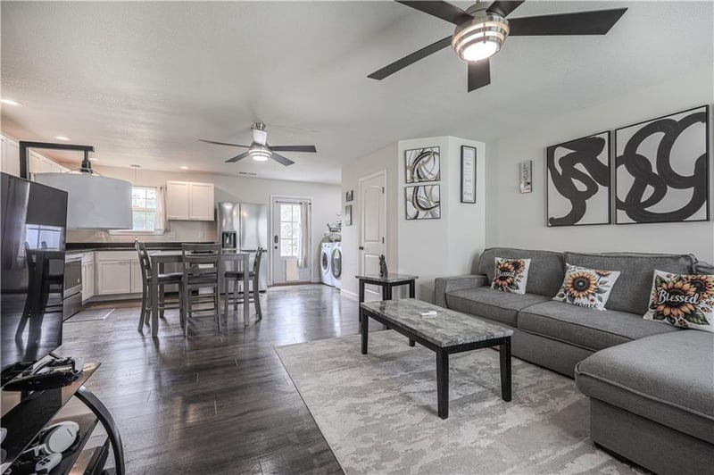 609 Hickory St, Ottawa, KS 66067