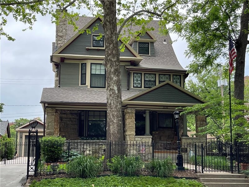3530 Walnut St, Kansas City, MO 64111