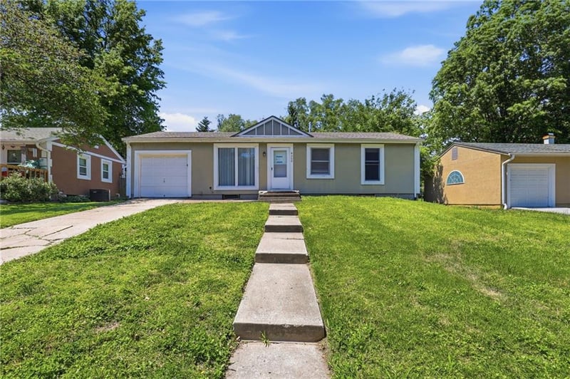 4300 Liberty St, Independence, MO 64055