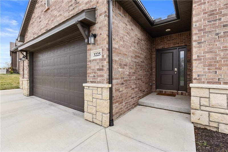 3225 109th Pl, Kansas City, KS 66109