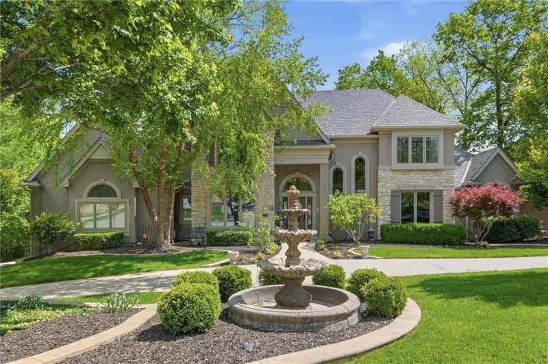 6001 Cosby Ave, Kansas City, MO 64151