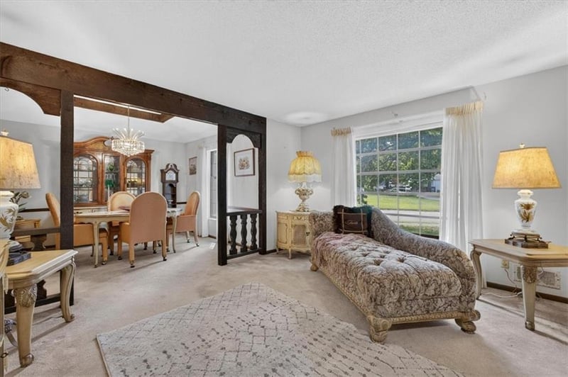 7401 E 127th St, Grandview, MO 64030