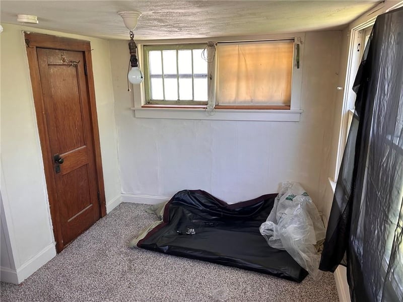 3419 Bales Ave, Kansas City, MO 64128