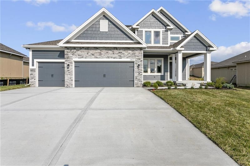 8891 Monroe Ave, Kansas City, MO 64156