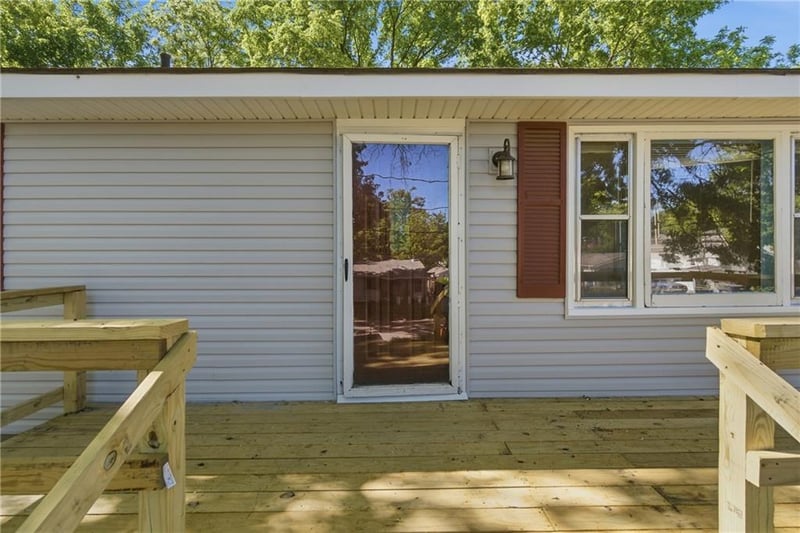 1615 Terry St, Leavenworth, KS 66048