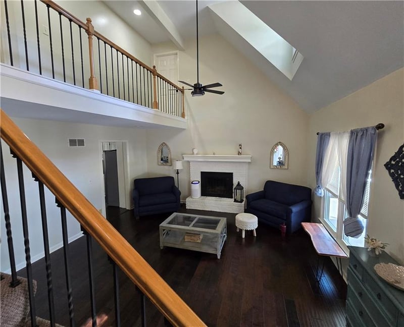 632 Butternut Ln, Liberty, MO 64068