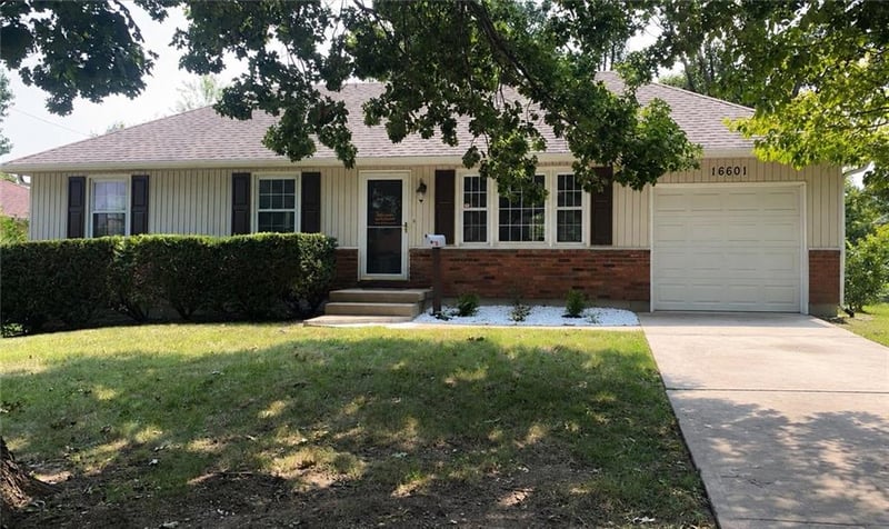 16601 41st St, Independence, MO 64055