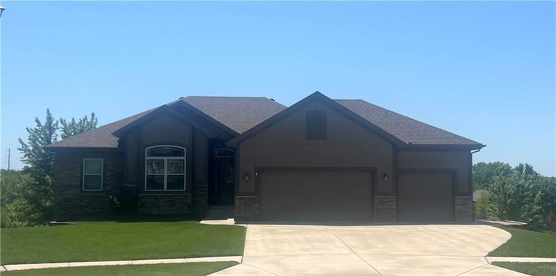 12337 Farrow Ave, Kansas City, KS 66109