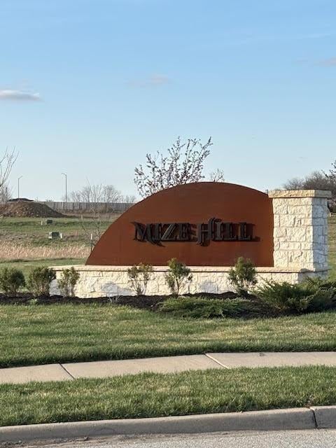25034 94th Ter, Lenexa, KS 66227